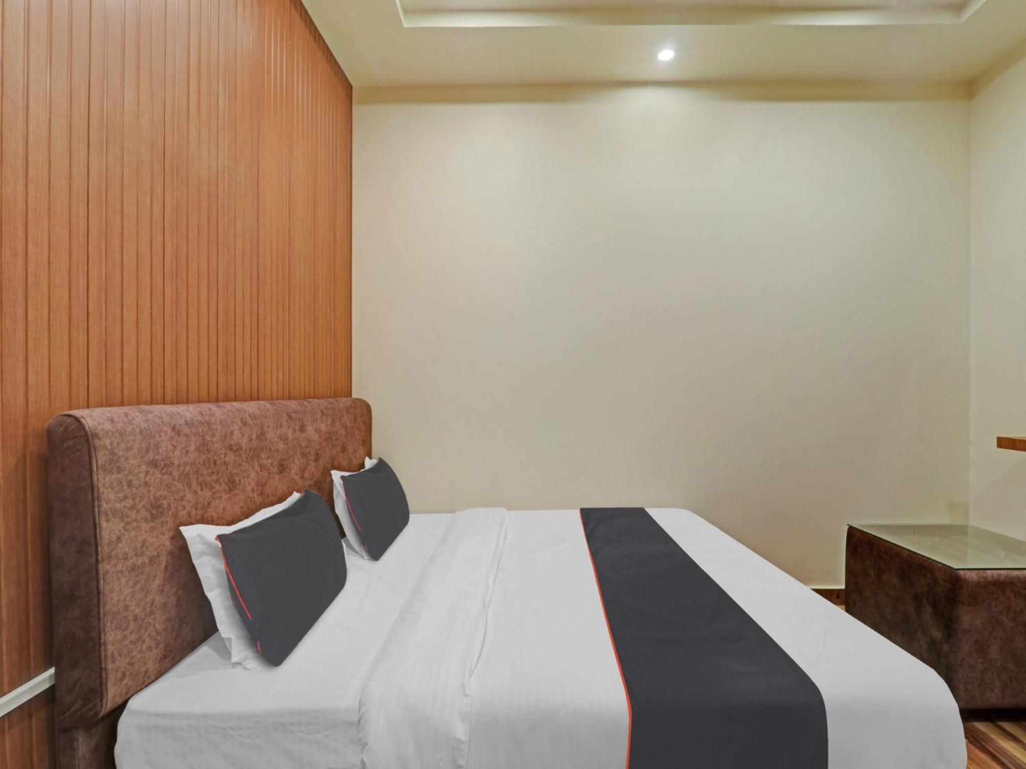 Hotel O The Ashiyana Inn Lucknow Bagian luar foto