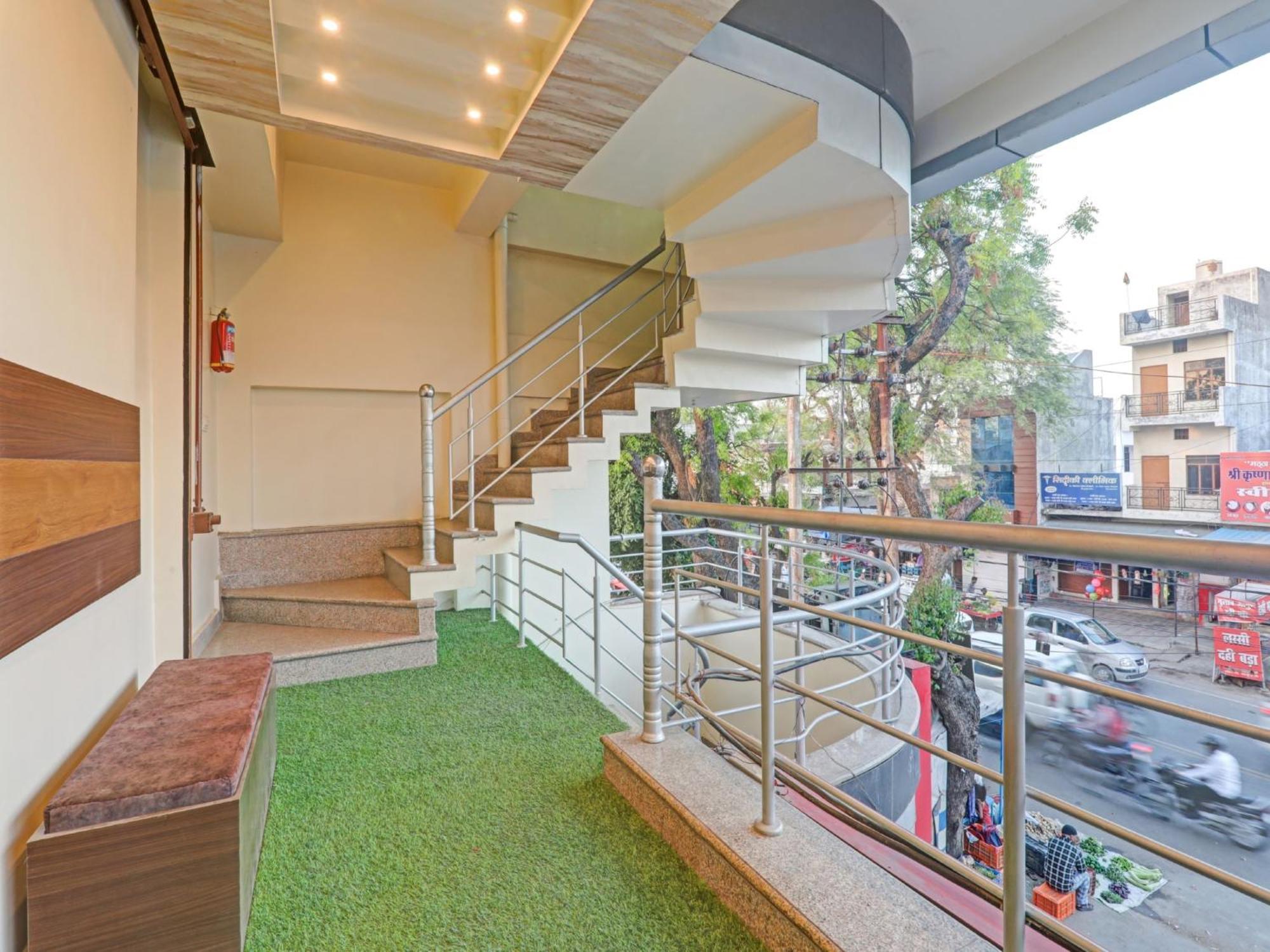 Hotel O The Ashiyana Inn Lucknow Bagian luar foto